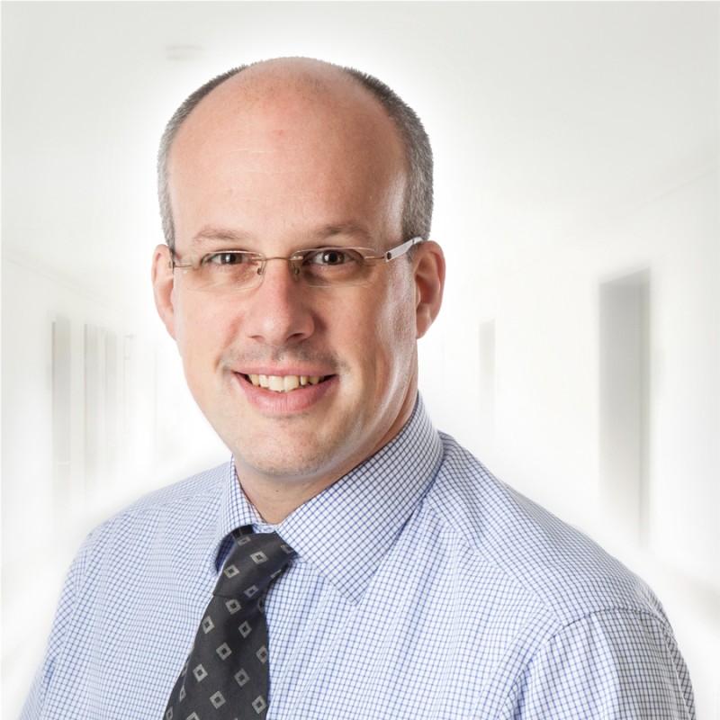 dr. Michael Lichtenberg